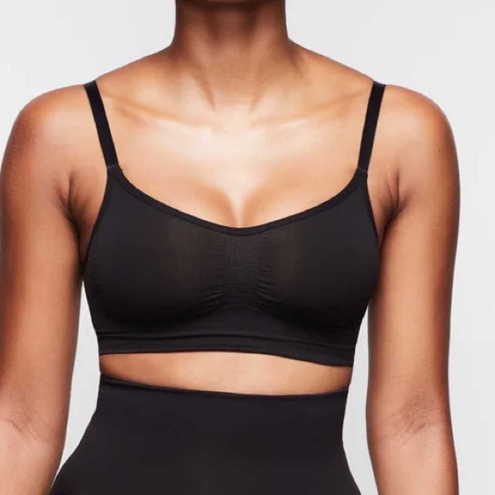 SKIMS Seamless Sculpt Bralette